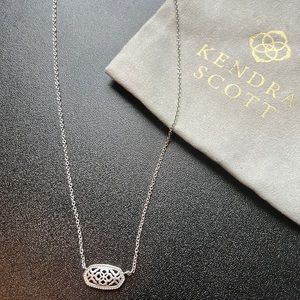 Kendra Scott silver necklace - like new!